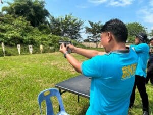 Kepala BNNK Langkat Beserta Staff Melakukan Pelatihan Menembak di SPN Polda Sumut Kec. Hinai Kab. Langkat Kepala BNNK Langkat Beserta Staff Melakukan Pelatihan Menembak di SPN Polda Sumut Kec. Hinai Kab. Langkat